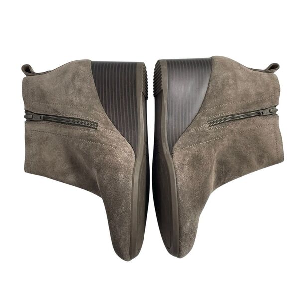 NEW Vionic Paloma Wedge Ankle Bootie in Greige Size 7 - Picture 4 of 9